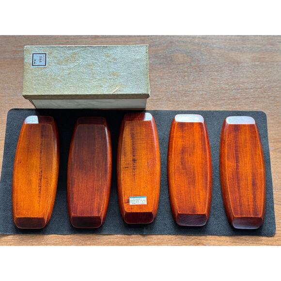 [Like New] Vintage Japanese Petite Wooden Trays – Handcarved, Urushi (Set of 5) - Picture 4 of 14